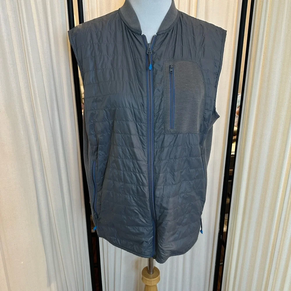 Southern Tide Gray Quilted Vest with Knit Accents - Picture 3 of 6